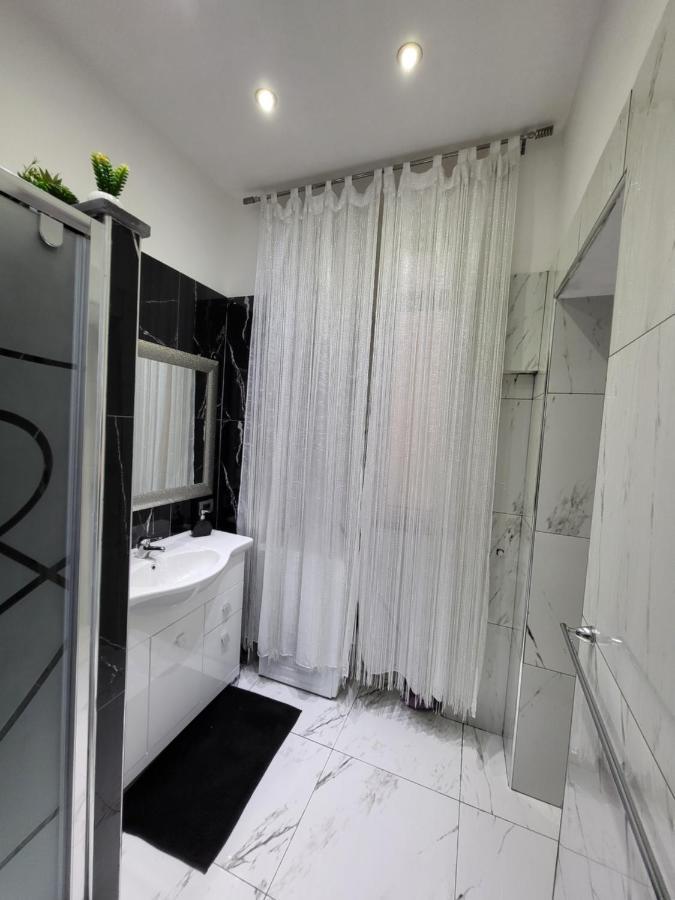 La Casa Di Titina Apartamento Nápoles Exterior foto